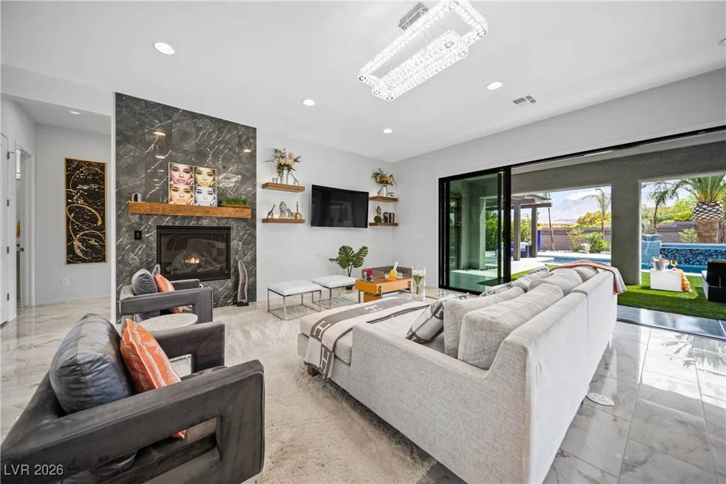 5825 Alice Landing, Las Vegas, NV 89149