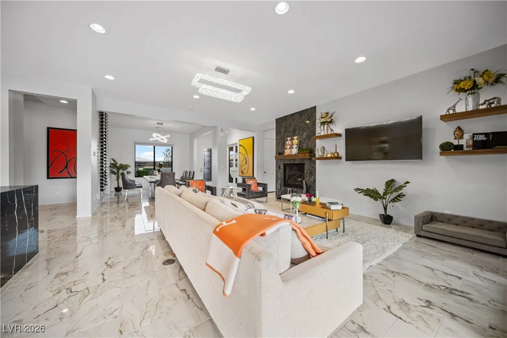 5825 Alice Landing, Las Vegas, NV 89149