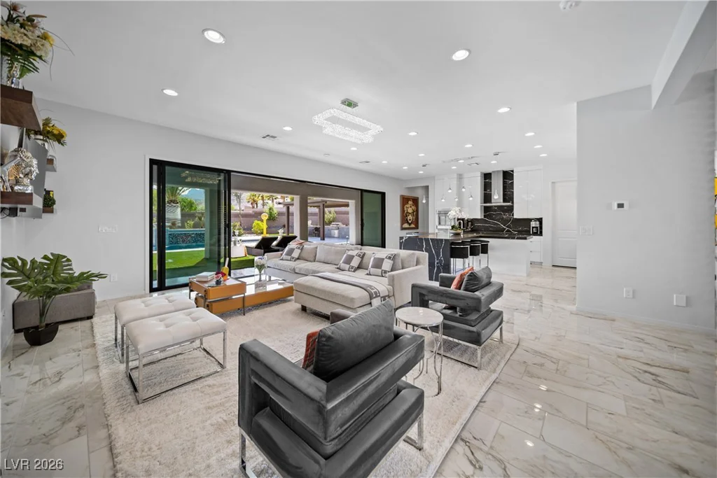 5825 Alice Landing, Las Vegas, NV 89149