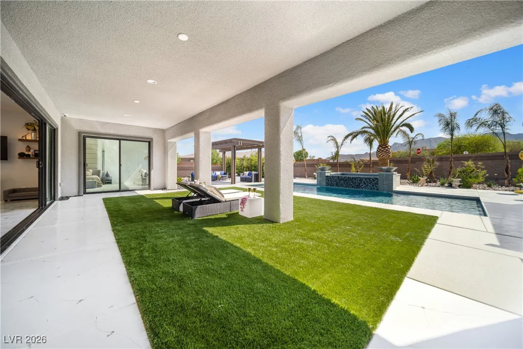 5825 Alice Landing, Las Vegas, NV 89149