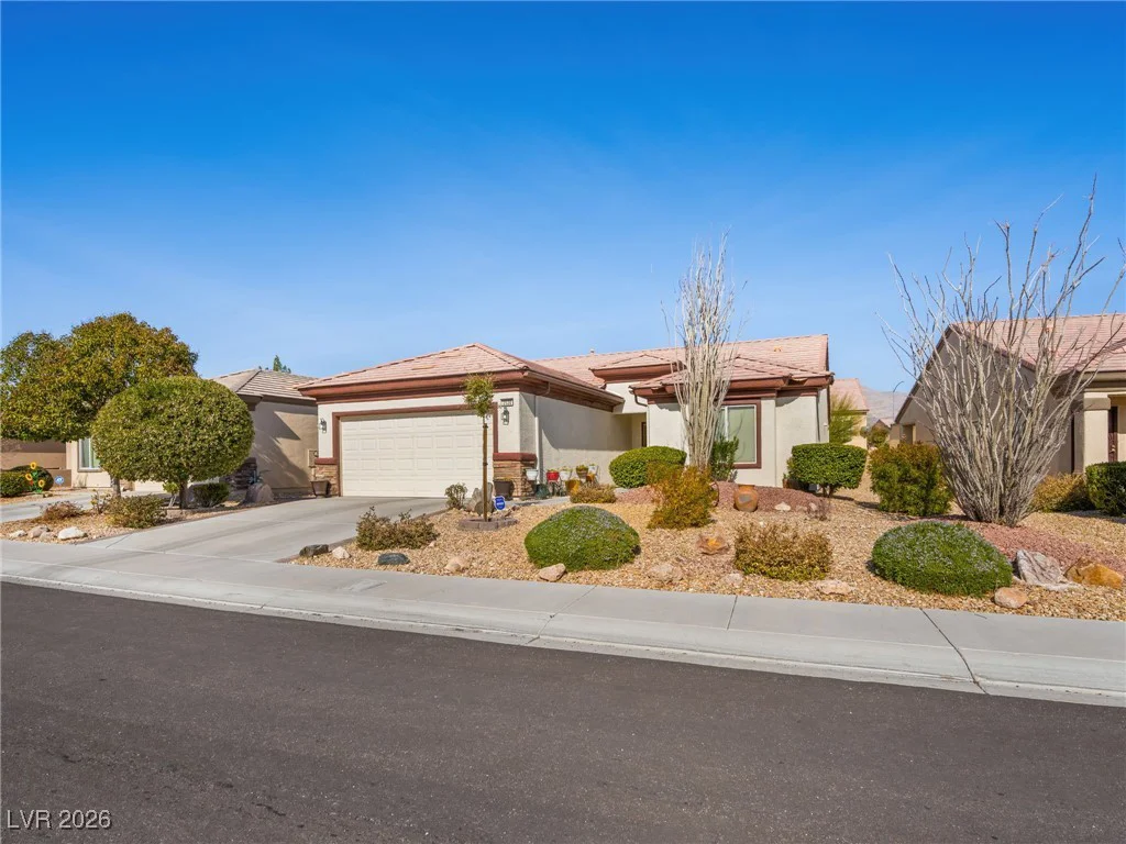 2520 Mourning Warbler, North Las Vegas, NV 89084