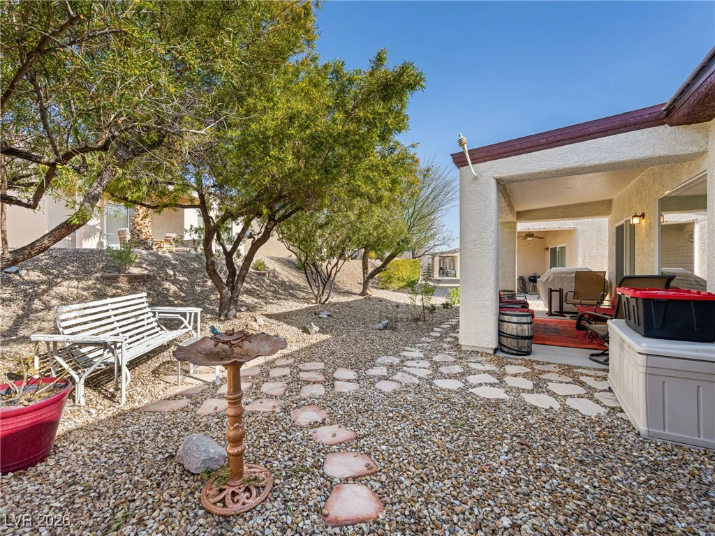 2520 Mourning Warbler, North Las Vegas, NV 89084