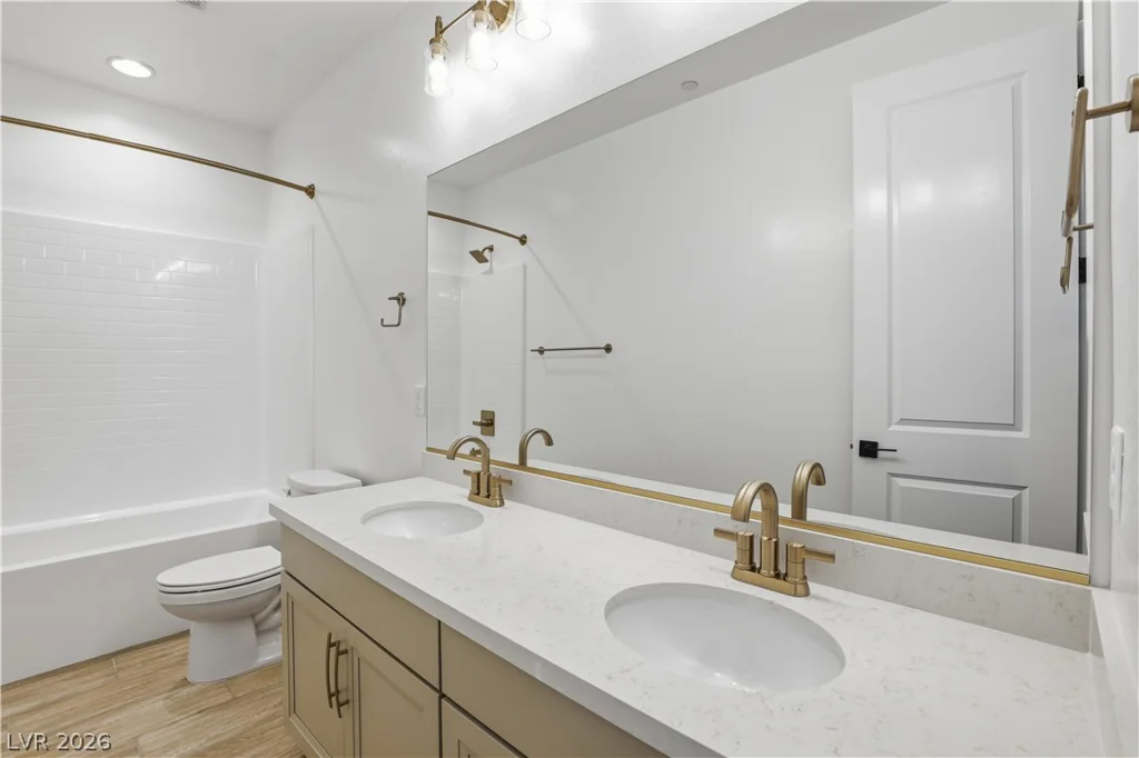 23 Fairdale, Henderson, NV 89011