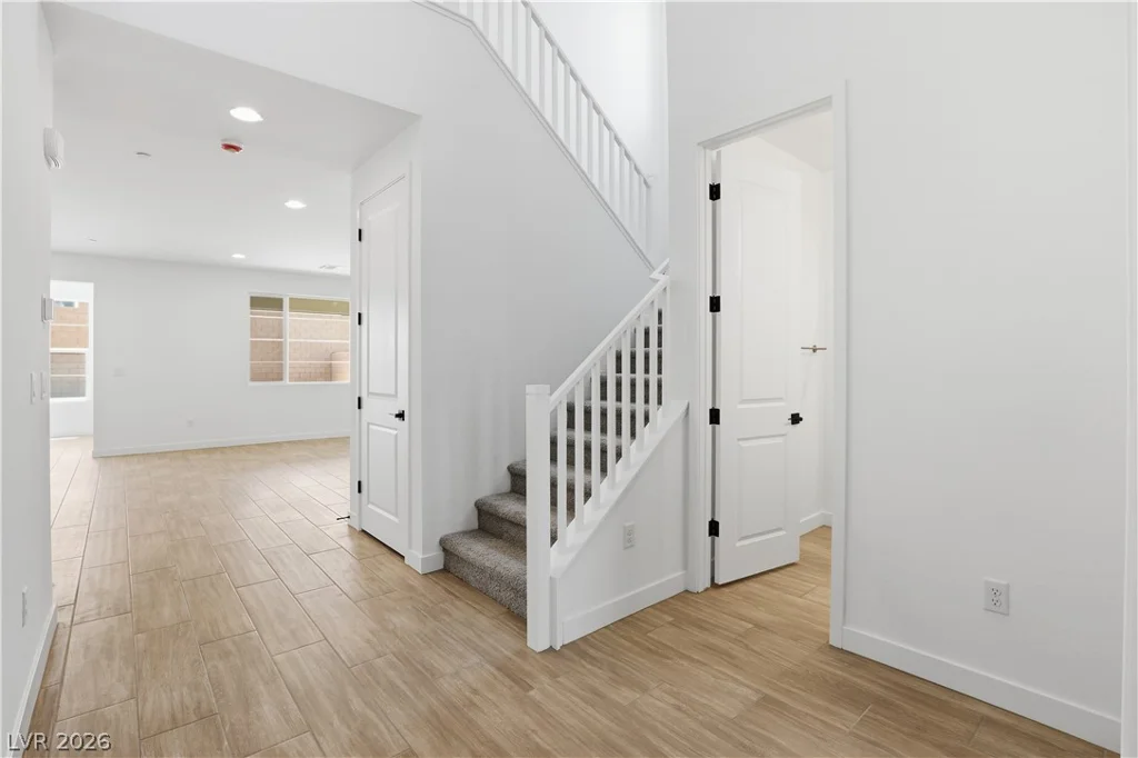 23 Fairdale, Henderson, NV 89011