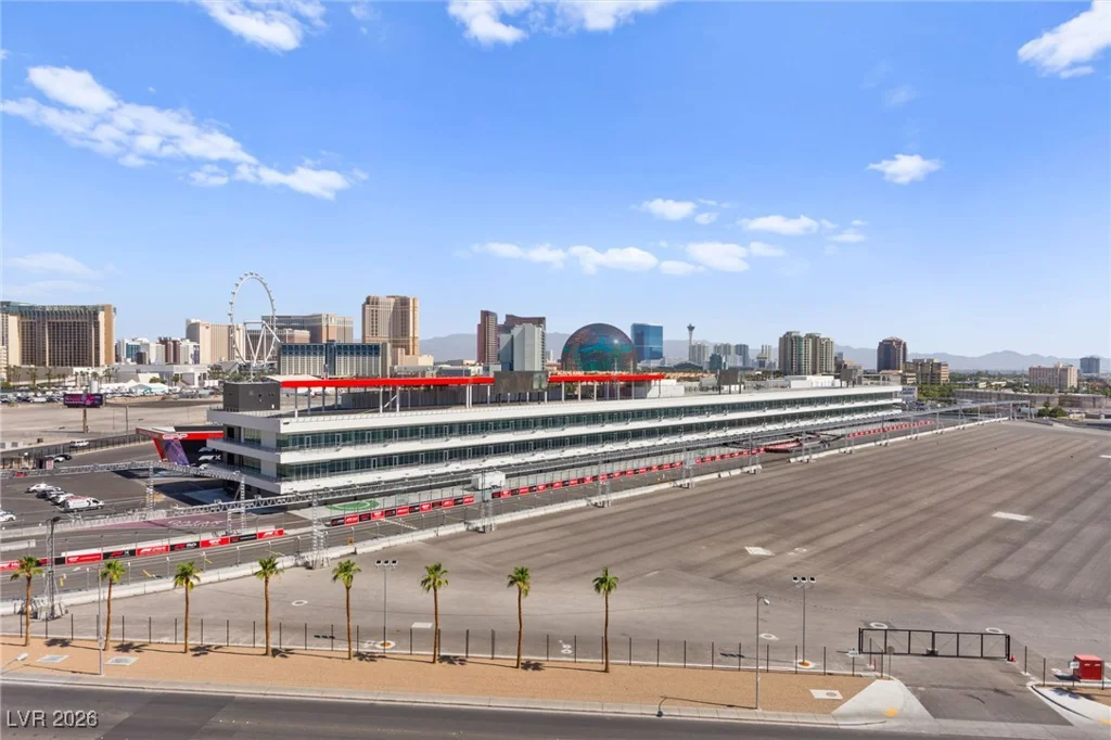 205 Harmon, Las Vegas, NV 89169