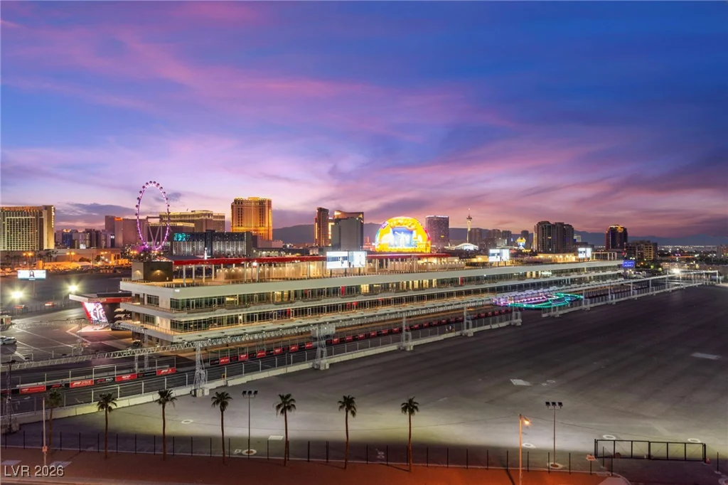 205 Harmon, Las Vegas, NV 89169