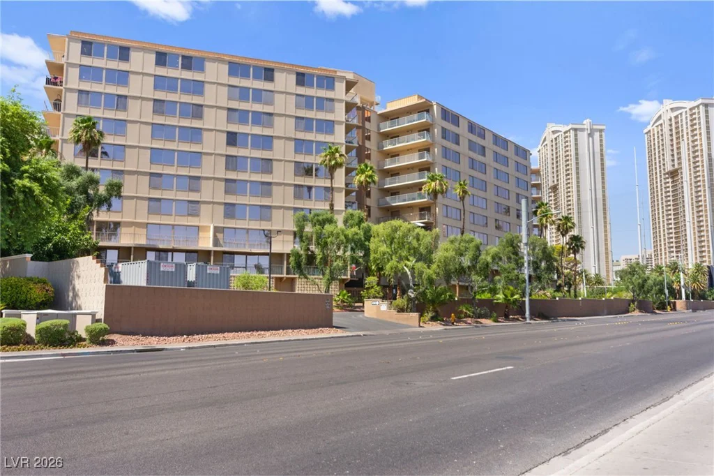 205 Harmon, Las Vegas, NV 89169