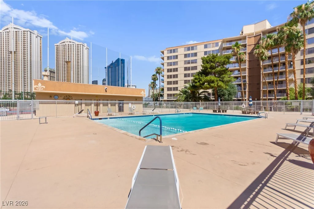 205 Harmon, Las Vegas, NV 89169