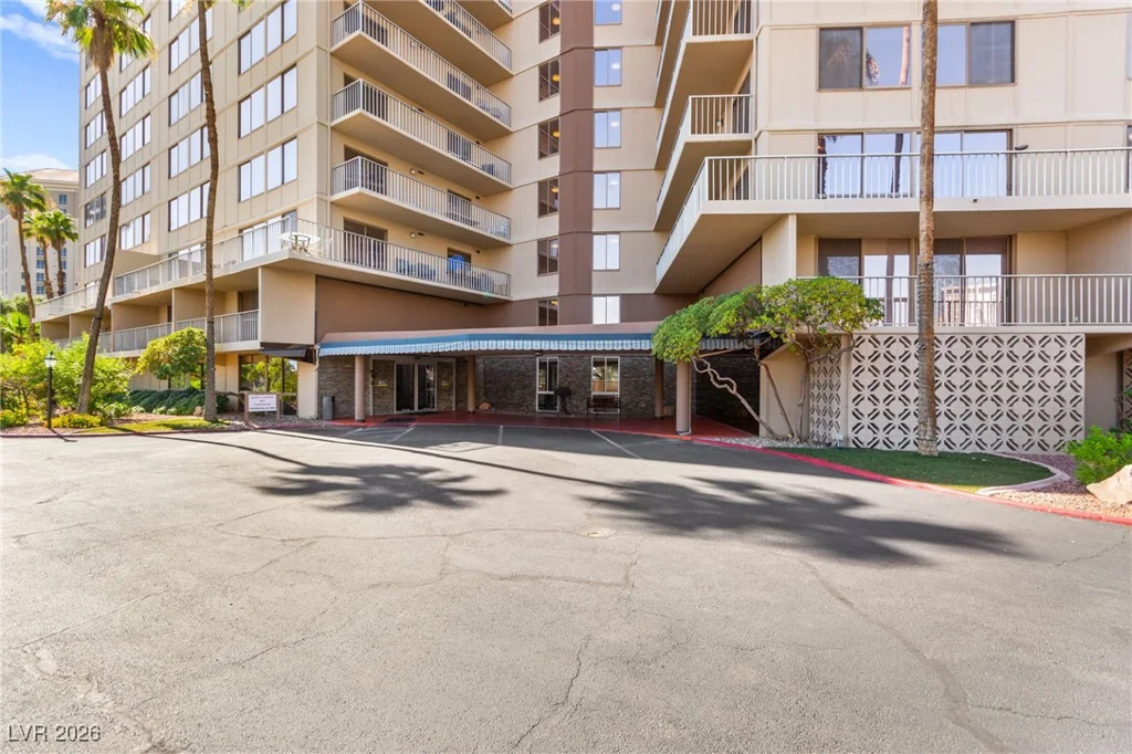 205 Harmon, Las Vegas, NV 89169