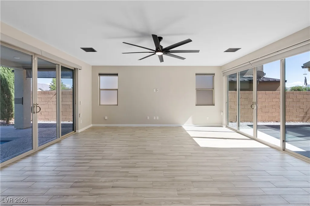 9710 Hiking, Las Vegas, NV 89166