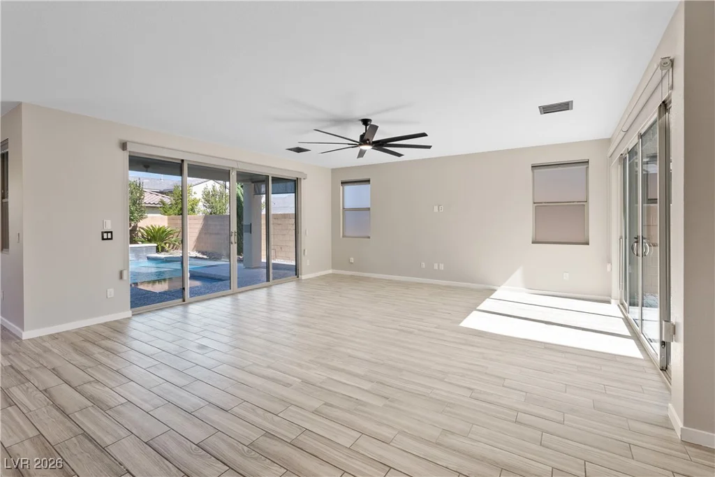 9710 Hiking, Las Vegas, NV 89166