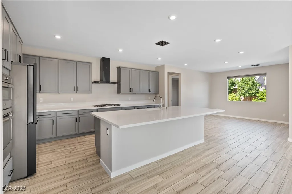 9710 Hiking, Las Vegas, NV 89166