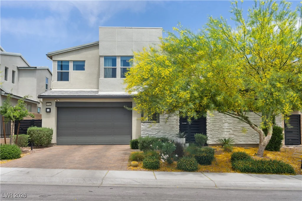 9710 Hiking, Las Vegas, NV 89166