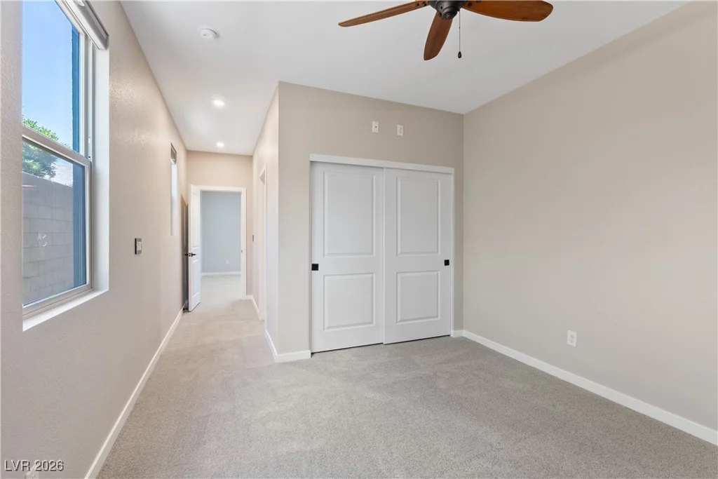 9710 Hiking, Las Vegas, NV 89166