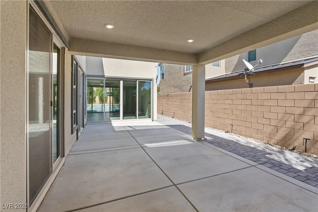 9710 Hiking, Las Vegas, NV 89166