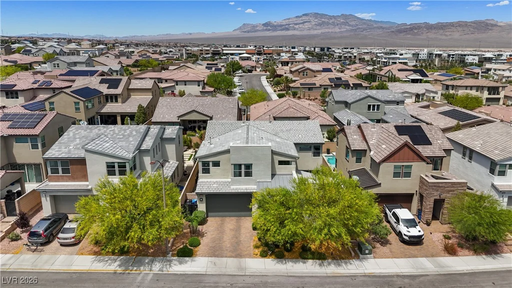 9710 Hiking, Las Vegas, NV 89166