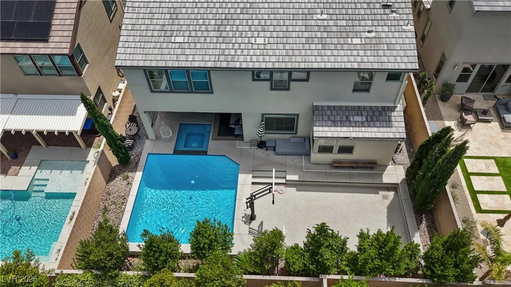 9710 Hiking, Las Vegas, NV 89166