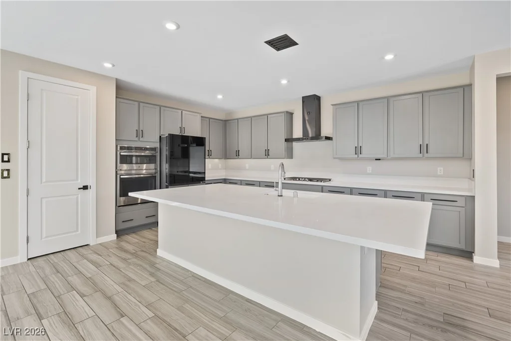 9710 Hiking, Las Vegas, NV 89166