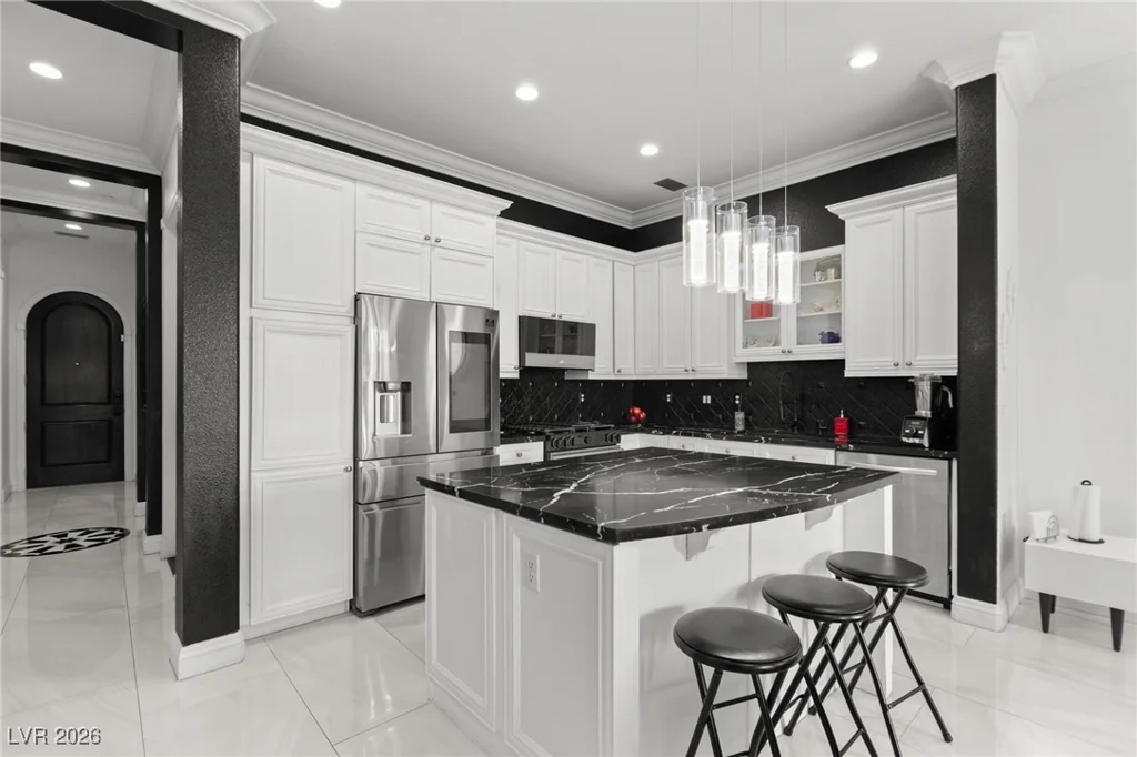 30 Via Vasari, Henderson, NV 89011