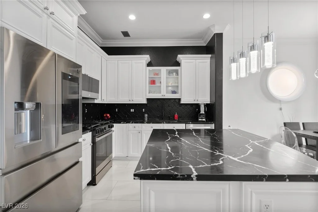 30 Via Vasari, Henderson, NV 89011