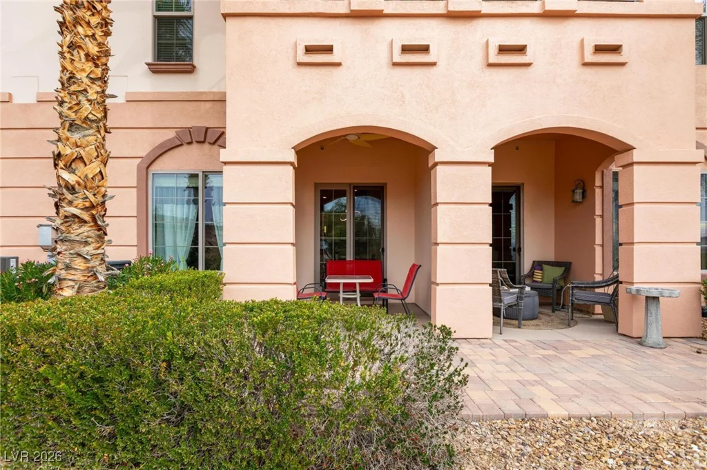 30 Via Vasari, Henderson, NV 89011