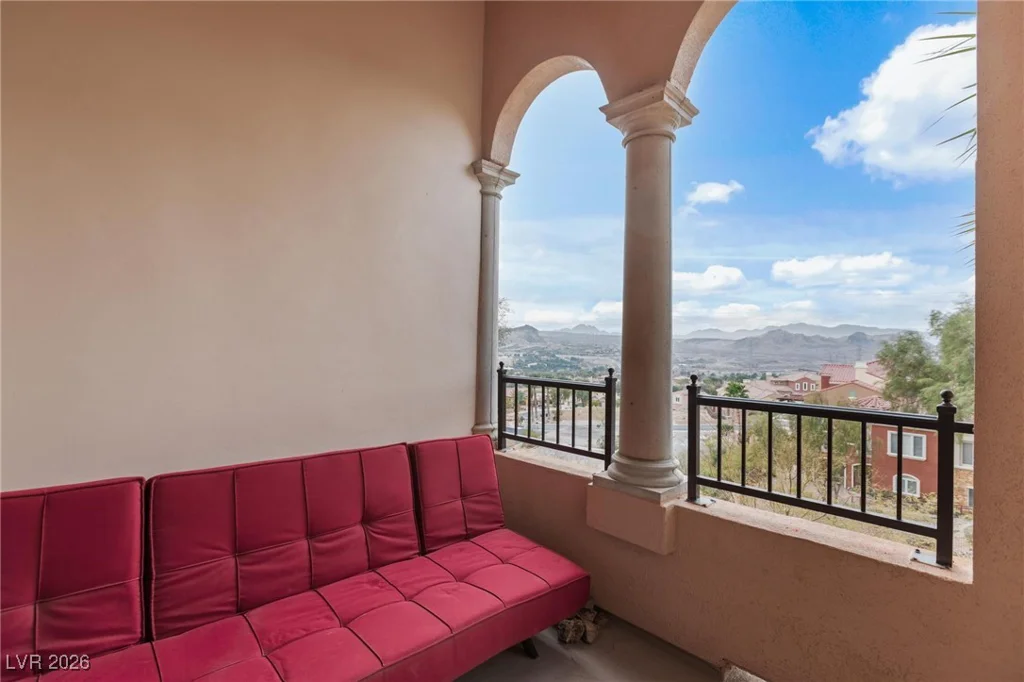 30 Via Vasari, Henderson, NV 89011