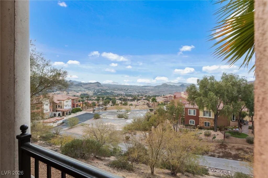 30 Via Vasari, Henderson, NV 89011