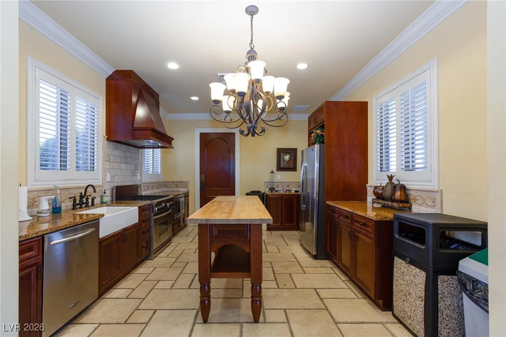 30 Via Vasari, Henderson, NV 89011