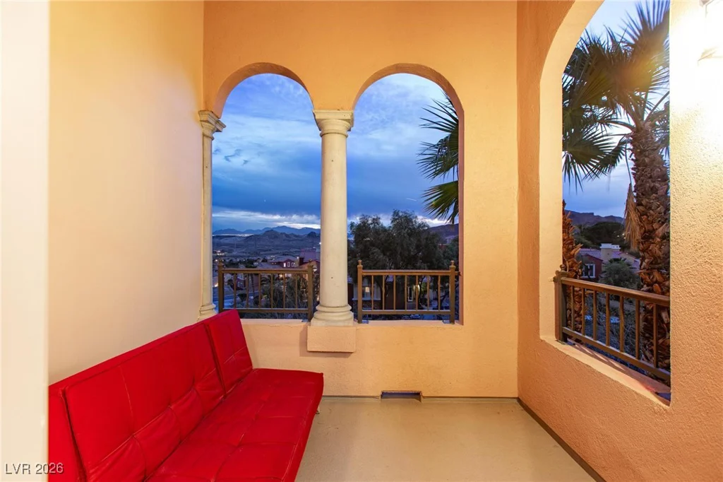 30 Via Vasari, Henderson, NV 89011
