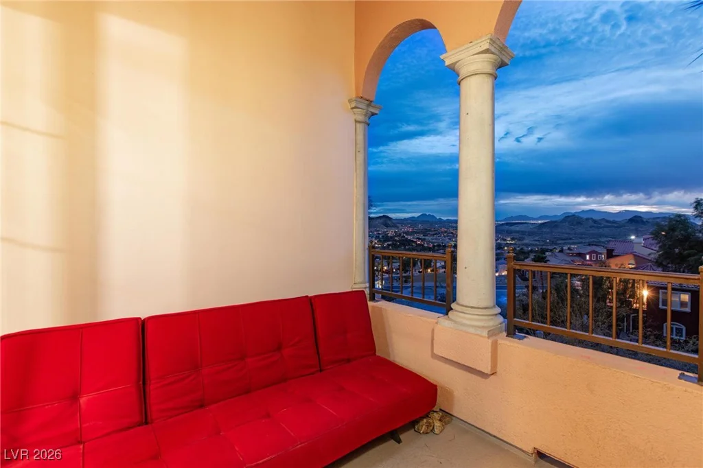 30 Via Vasari, Henderson, NV 89011