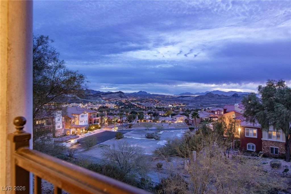 30 Via Vasari, Henderson, NV 89011