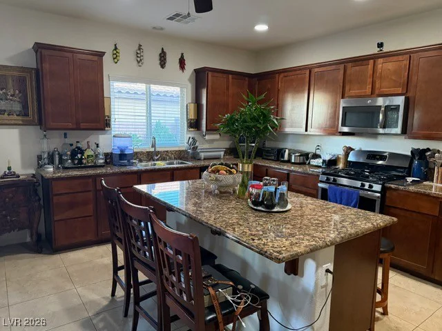 5108 Shockwave, North Las Vegas, NV 89081