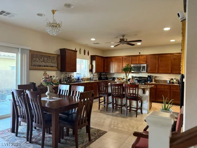 5108 Shockwave, North Las Vegas, NV 89081