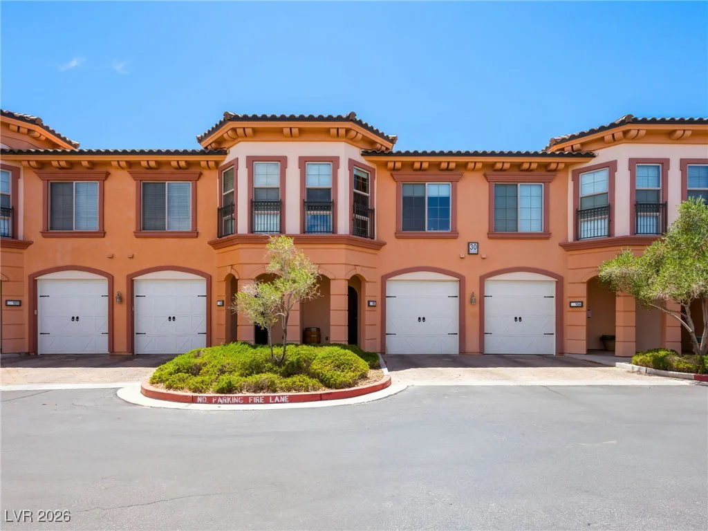 30 Via Vasari, Henderson, NV 89011