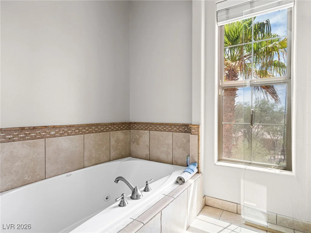30 Via Vasari, Henderson, NV 89011