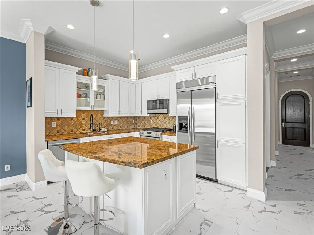 30 Via Vasari, Henderson, NV 89011