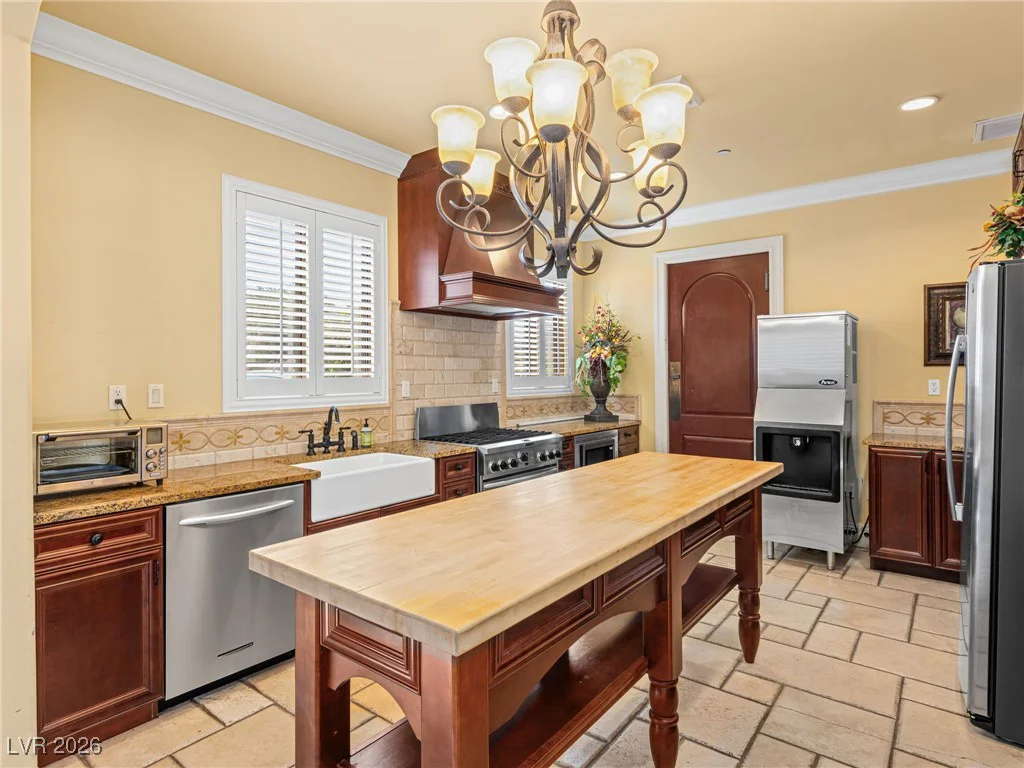 30 Via Vasari, Henderson, NV 89011