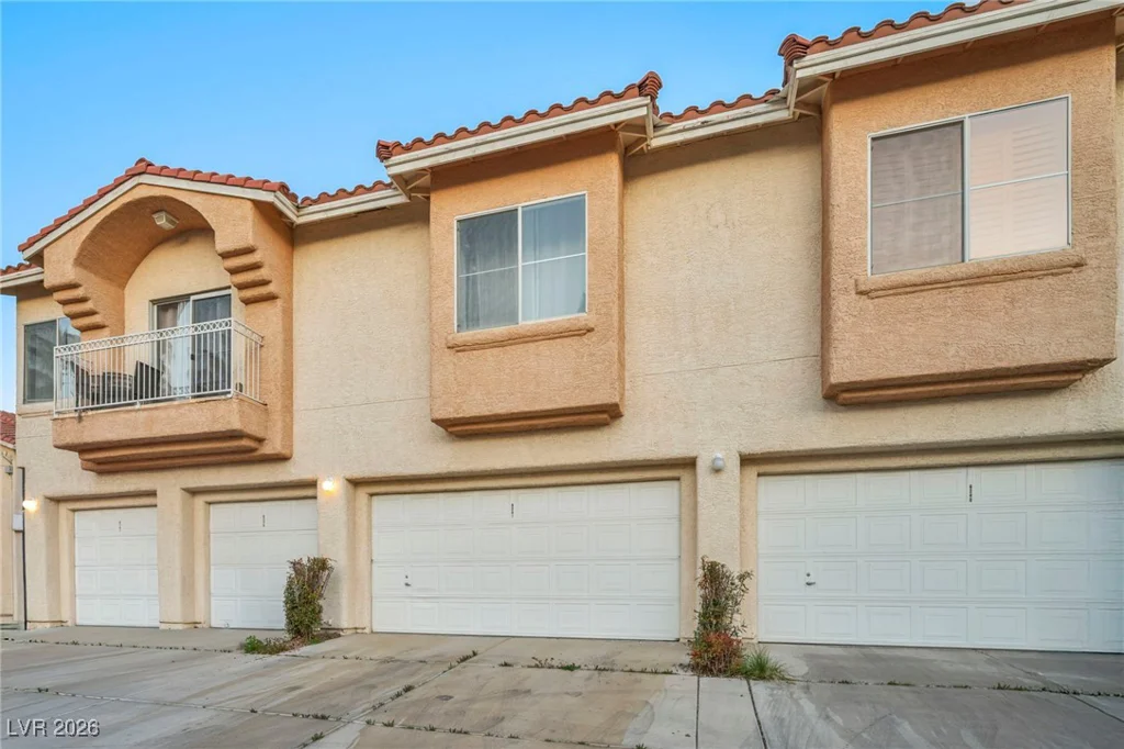 5000 Red Rock, Las Vegas, NV 89118
