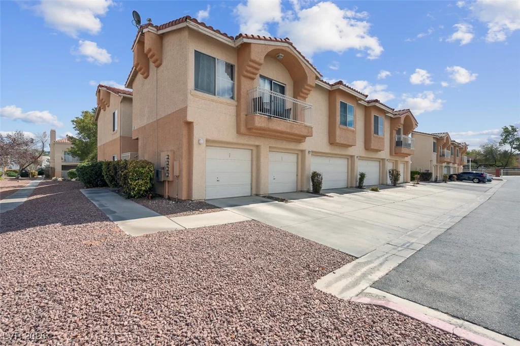 5000 Red Rock, Las Vegas, NV 89118