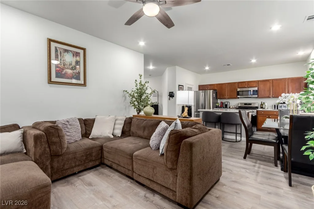 7368 Padleymor, Las Vegas, NV 89139