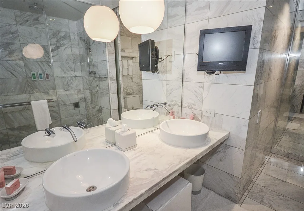 4381 Flamingo, Las Vegas, NV 89103