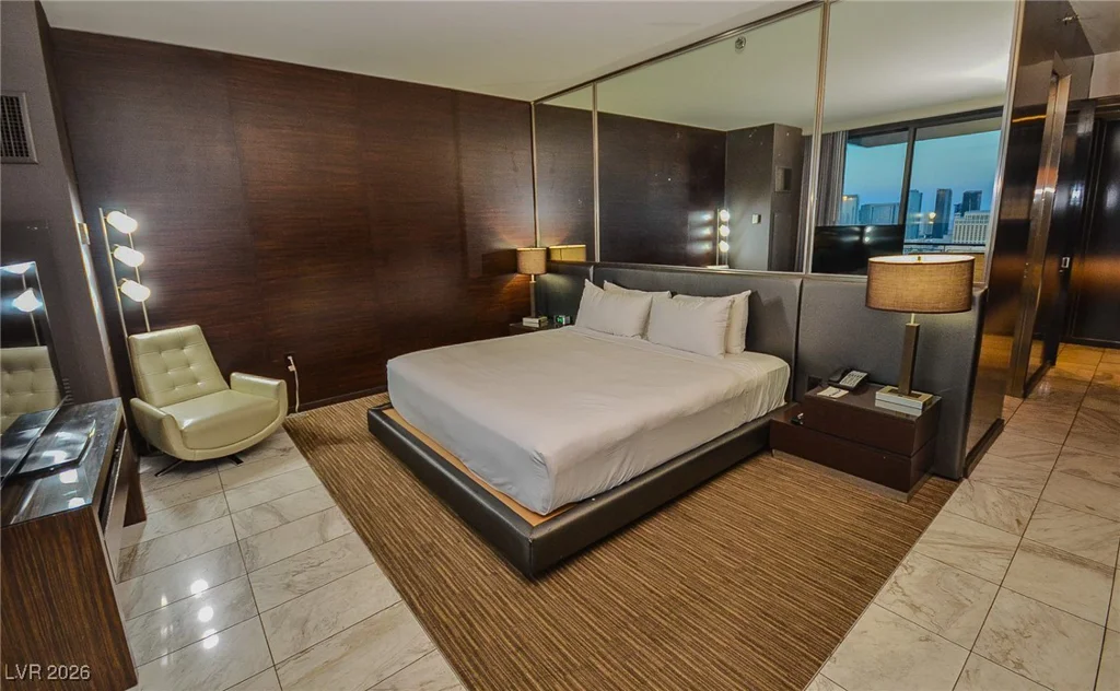 4381 Flamingo, Las Vegas, NV 89103