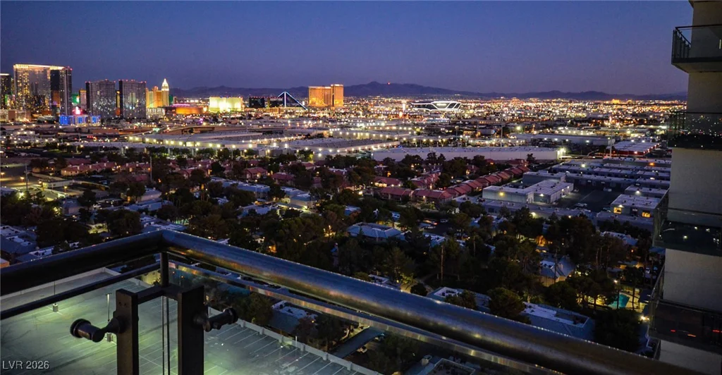 4381 Flamingo, Las Vegas, NV 89103