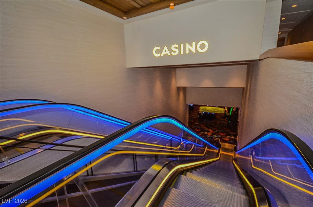 4381 Flamingo, Las Vegas, NV 89103