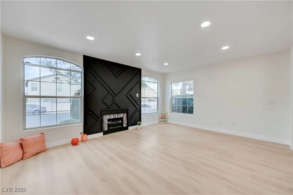 8457 Blazing Sun, Las Vegas, NV 89129