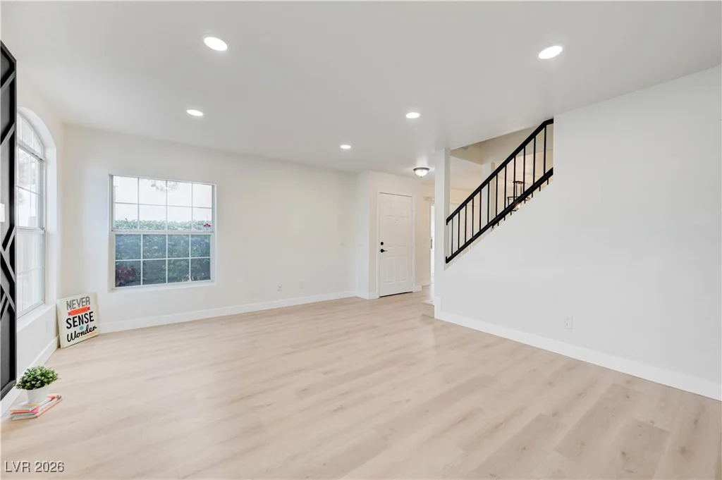 8457 Blazing Sun, Las Vegas, NV 89129