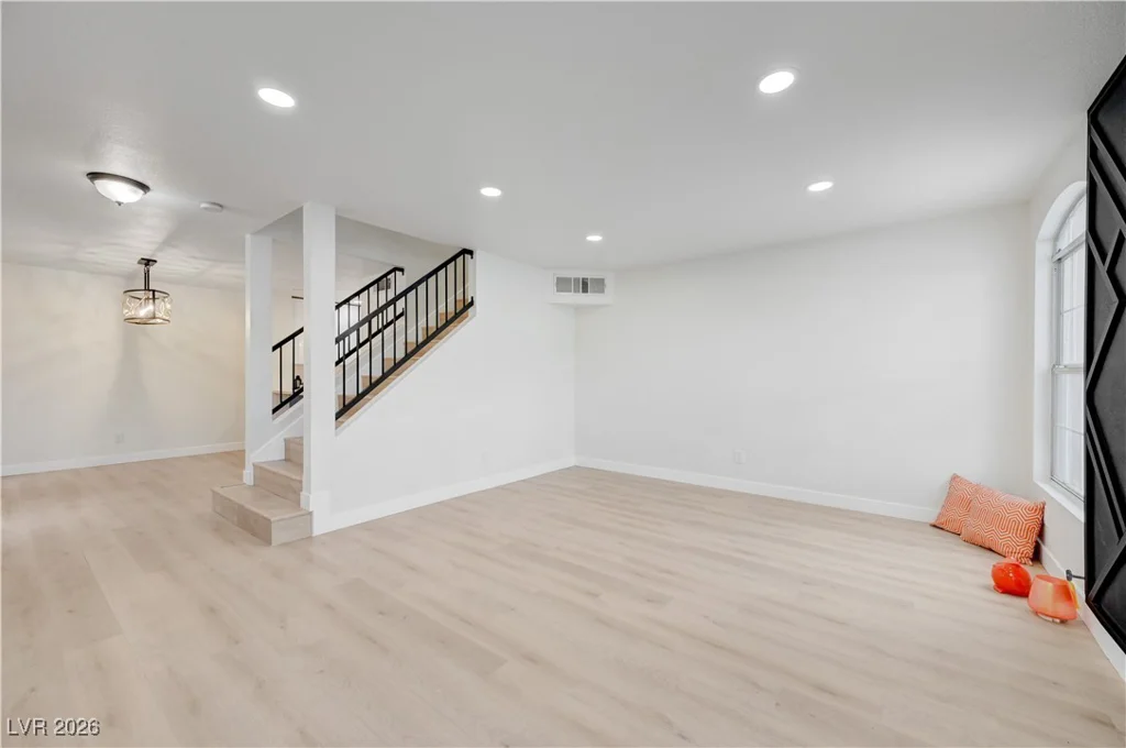 8457 Blazing Sun, Las Vegas, NV 89129