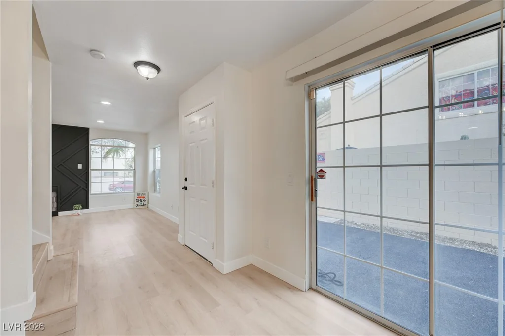 8457 Blazing Sun, Las Vegas, NV 89129