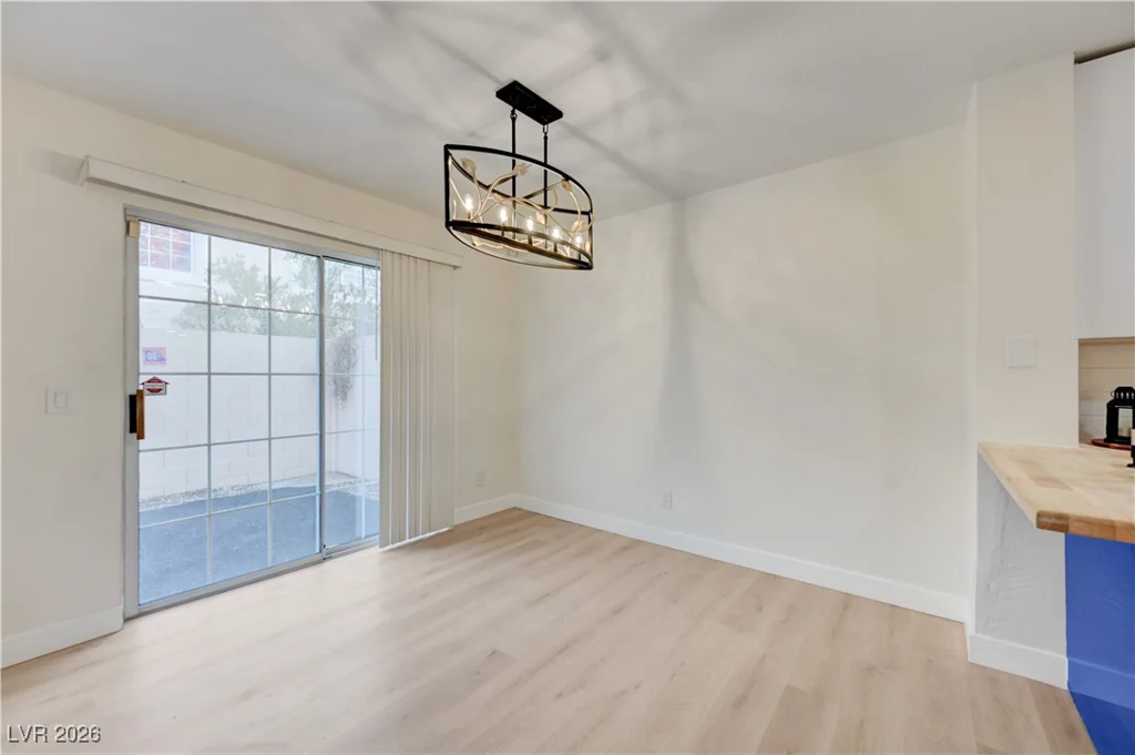 8457 Blazing Sun, Las Vegas, NV 89129