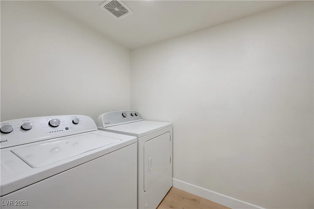 8457 Blazing Sun, Las Vegas, NV 89129
